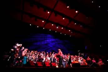 Al Parco della Musica l'Orchestra Popolare Italiana e la Chiarastella di Ambrogio Sparagna Al Parco della Musica l'Orchestra Popolare Italiana e la Chiarastella di Ambrogio Sparagna